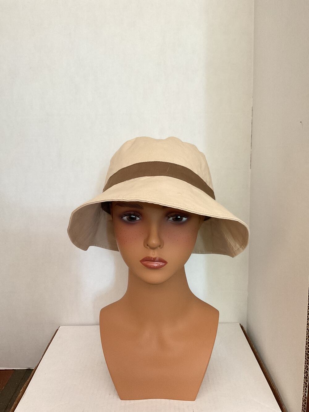 Sprigs - Back Bow Bucket Hat - Beige & Brown - One Size